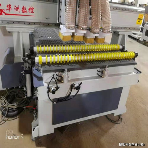 實木家具雕刻利器與水族箱 數(shù)控雕刻機的多元應(yīng)用